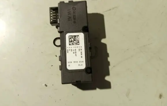 Volkswagen PASSAT B7 Steering angle sensor 3C0959654