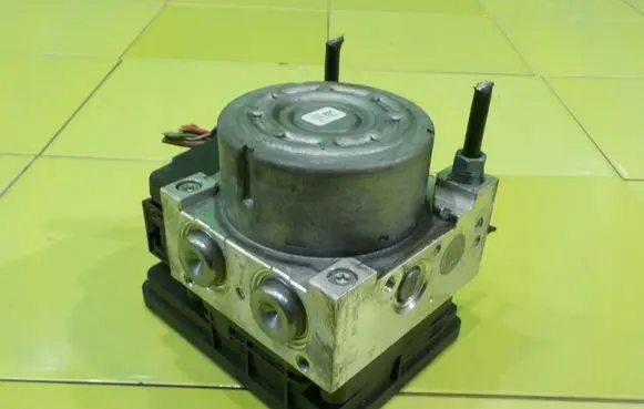 BMW 1 F20 F21 ABS Pump 6869725