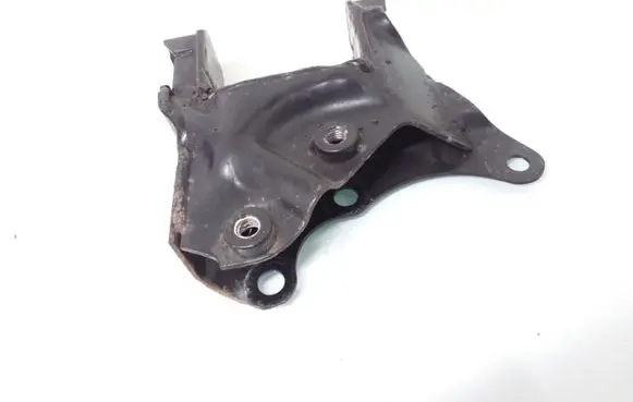 Volkswagen Polo IV 9N3 Gearbox mounting bracket 6Q0199111R