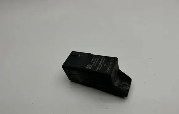 Citroen Berlingo Glow plug pre-heat relay 9803299780 51299058A
