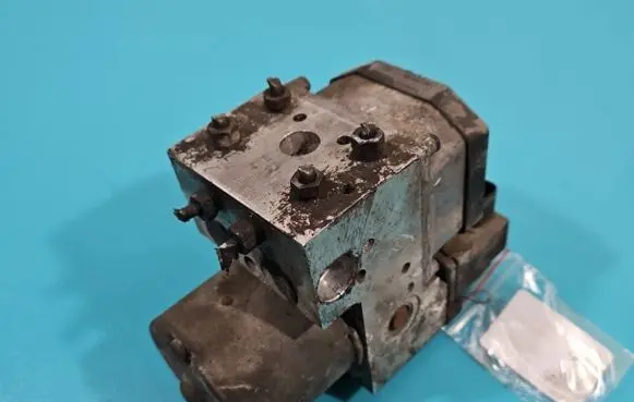 Opel Zafira A ABS Pump 265220636 IMPRK1368989