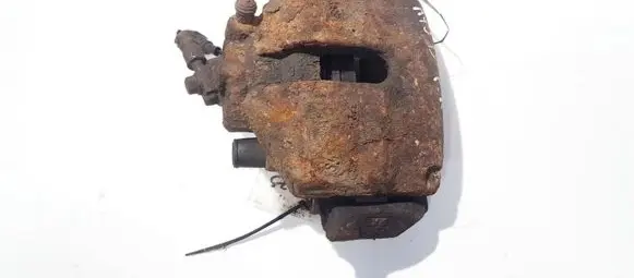 Volkswagen Jetta V Front brake caliper