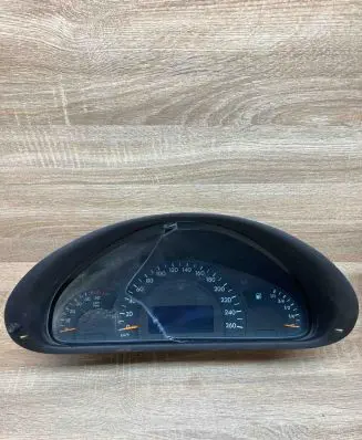 Mercedes-Benz C W203 Speedometer (instrument cluster) A2035407111 WithPlug