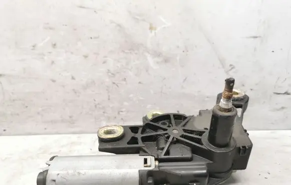 Audi A4 S4 B5 8D Rear window wiper mechanism 8L0955711B