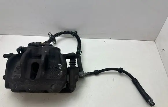 Land Rover Discovery 4 - LR4 Front brake caliper 3729D