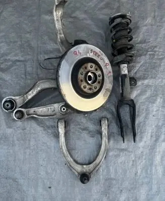 Alfa Romeo Stelvio Front wheel hub spindle knuckle