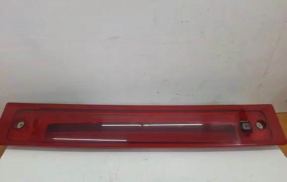 Volvo XC90 Third/center stoplight