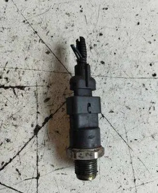 Fuel pressure sensor