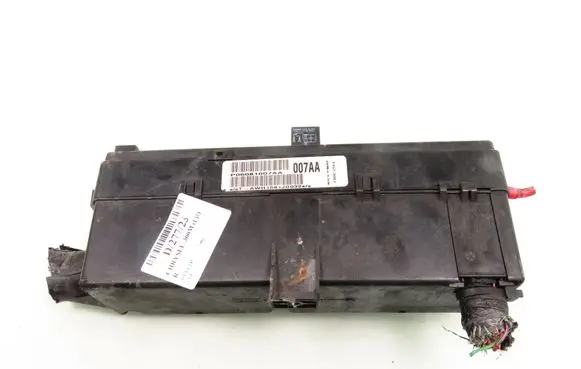 Chrysler 300M Fuse box set P05081007AA