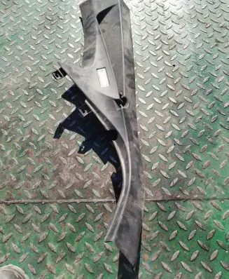 BMW 5 E60 E61 Parcel shelf load cover mount bracket 7049904