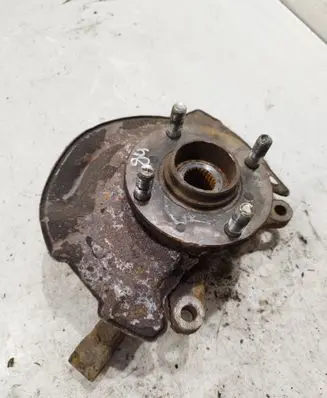 Suzuki Swift I Front wheel hub spindle knuckle