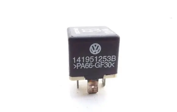 Volkswagen PASSAT B5 Other relay 141951253B