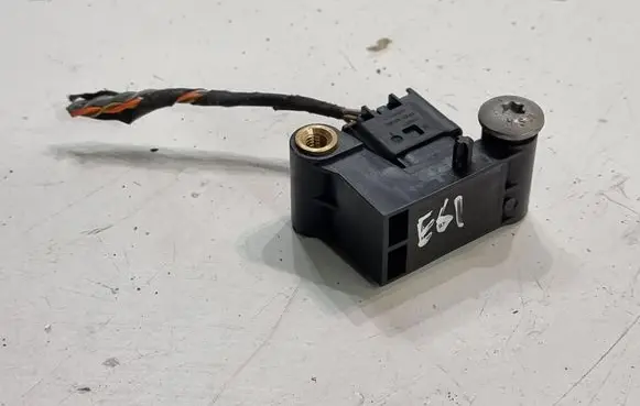 BMW 5 E60 E61 Airbag deployment crash/impact sensor 6977398