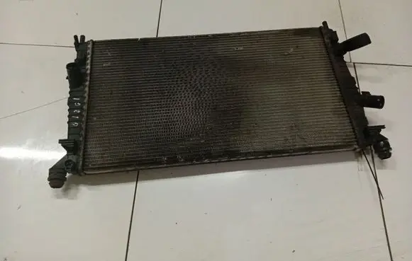 Coolant radiator
