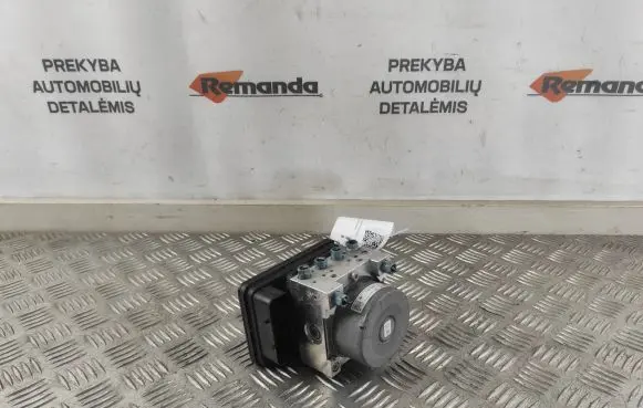 BMW 4 F36 Gran coupe ABS Pump 3451688117201 6881173