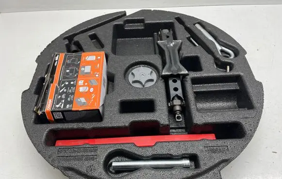 Renault Kadjar Tool box 3200601053 849A74EA1B