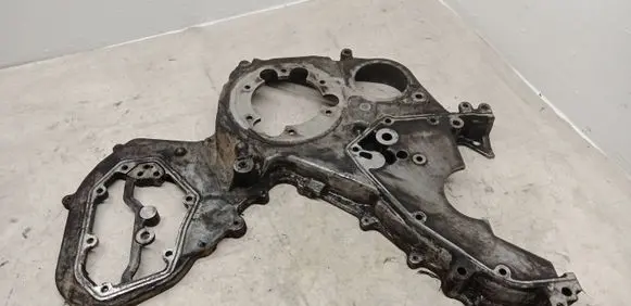 Nissan X-Trail T30 Timing chain cover 