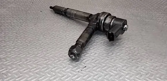 Opel Astra H Fuel injector 0445110175