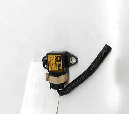 Toyota Land Cruiser (J120) Acceleration sensor 4991000410 8944160010