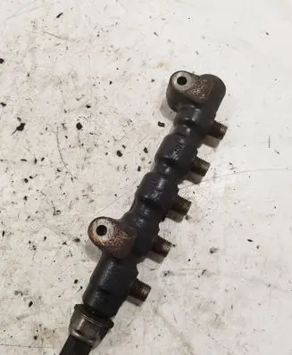 Volvo V50 Fuel main line pipe 9654592680
