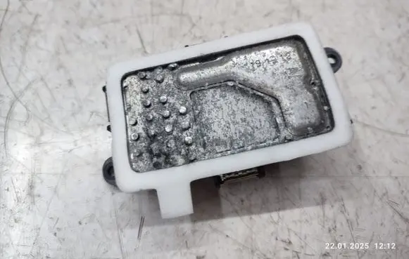 Mercedes-Benz CLS C218 X218 Heater blower motor/fan resistor A2128702110
