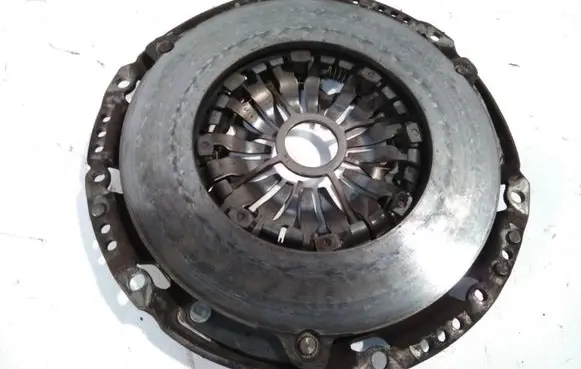 Toyota Avensis T250 Pressure plate F3712