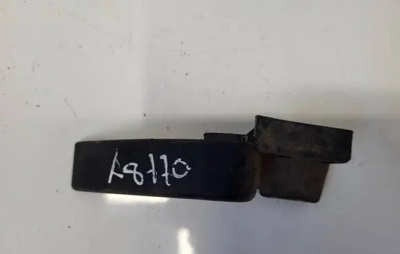Mercedes-Benz E W212 Engine bonnet (hood) release handle 1h1823533