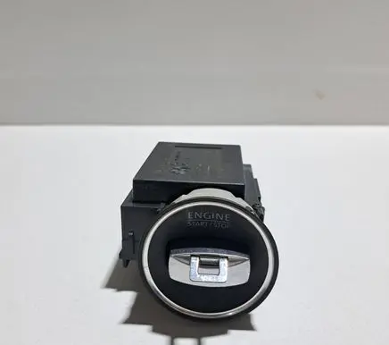 Volkswagen PASSAT B6 Ignition lock 3c0905843M