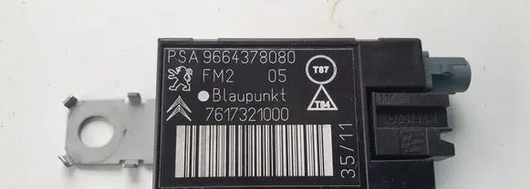 Peugeot 3008 I Aerial antenna amplifier 9664378080 7617321000