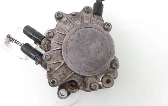 Volkswagen Golf V Vacuum pump 1K0612071D 03G145209