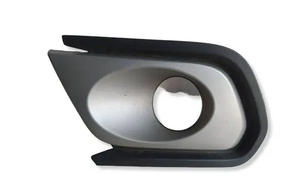 Dacia Sandero Front bumper lower grill 261A36451R 261A33950R