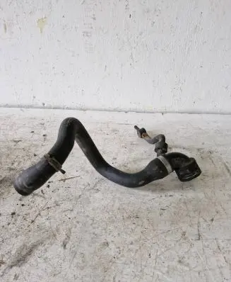 Coolant pipe/hose