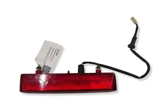 Subaru Forester SH Third/center stoplight W0858