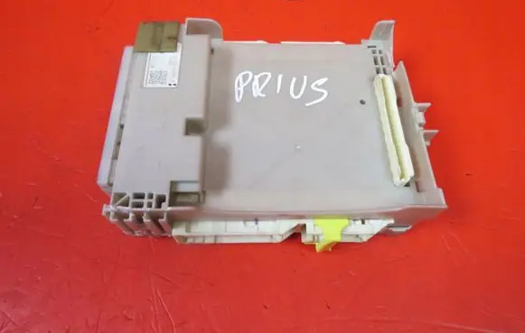 Toyota Prius (XW30) Other control units/modules 8273047450A