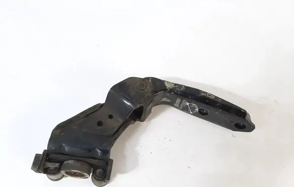 Volkswagen Caddy Sliding door upper roller guide/hinge 2K0843336A