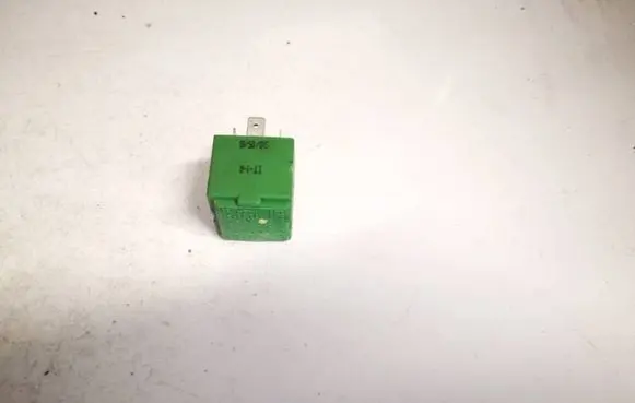 Opel Signum Other relay 13136665