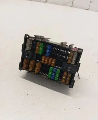Volkswagen Transporter - Caravelle T5 Fuse module 7E0937617A