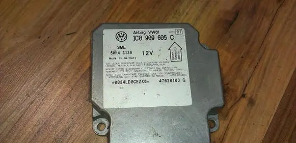 Volkswagen PASSAT B5 Airbag control unit/module 1C0909605C 5WK43130