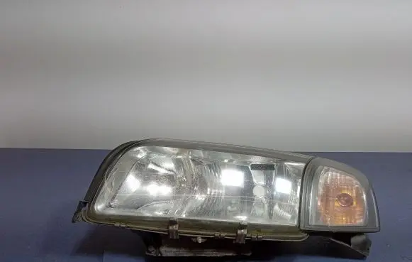 Volvo S80 Headlight/headlamp 8662855