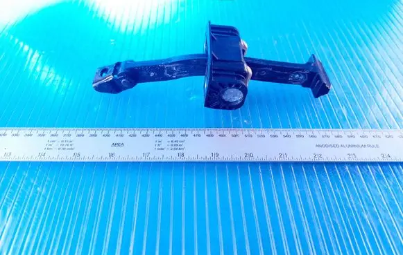 BMW 5 F10 F11 Front door check strap stopper 7182005