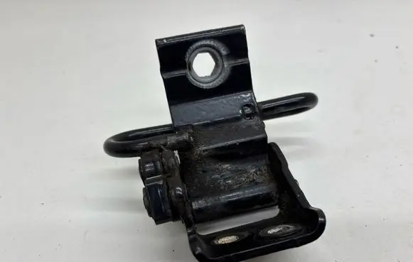 Audi Cabriolet B3 8G Front door upper hinge 895831411