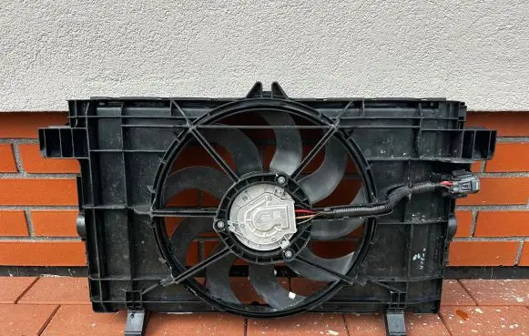 Tesla Model Y Electric radiator cooling fan 160780800A C8S22006100426