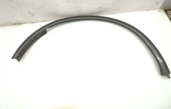 Dodge Durango III Rear arch trim 346000816