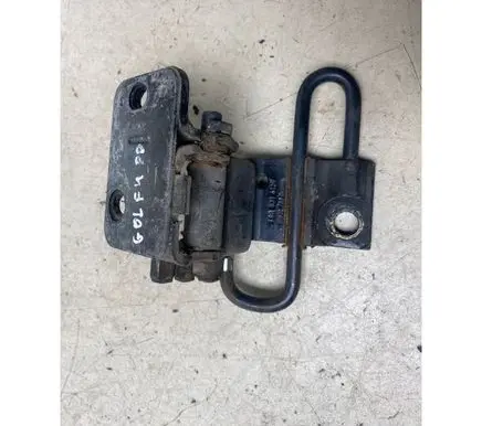 Volkswagen Golf IV Front door lower hinge 4B0831412B