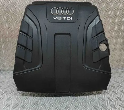 Audi Q7 4M Engine cover (trim) 4M0133849