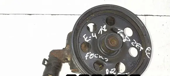 Ford Focus Power steering pump
