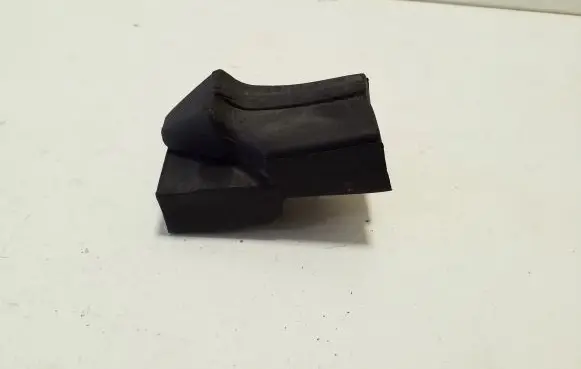 Fender foam support/seal
