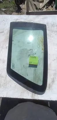 Toyota Corolla E110 Rear door window glass 1212123