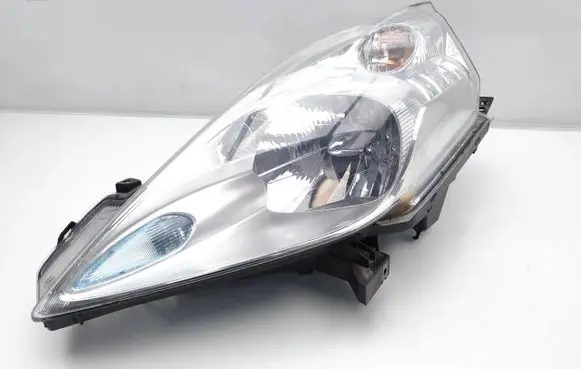 Nissan Leaf I (ZE0) Headlight/headlamp 90039973