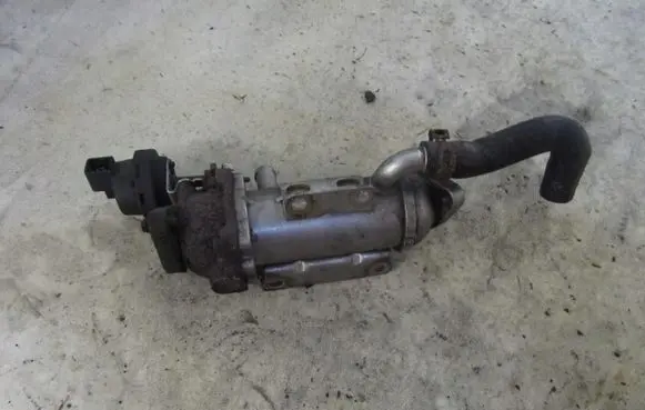 Renault Master III EGR valve cooler H8200340616